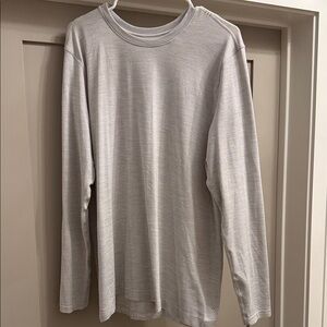 Lululemon Athletica Light Gray Long Sleeve Tee